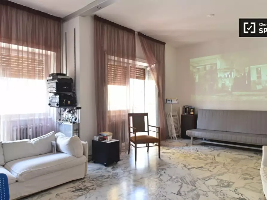 Immagine 12 di Camera condivisa in affitto  in Via Cardinale Mistrangelo, 00167 Roma RM, Italy a Roma