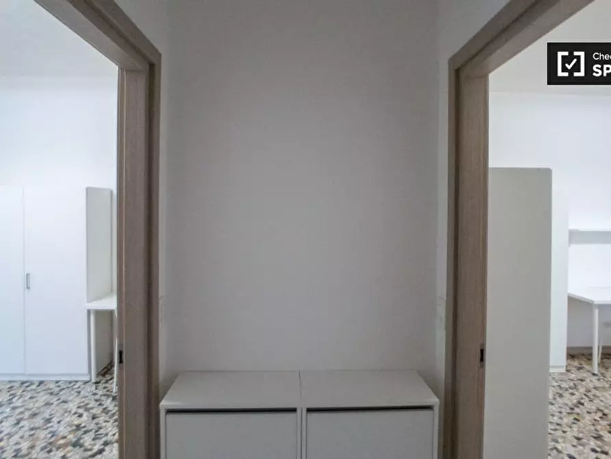 Immagine 14 di Camera condivisa in affitto  in Via Rutilia a Milano