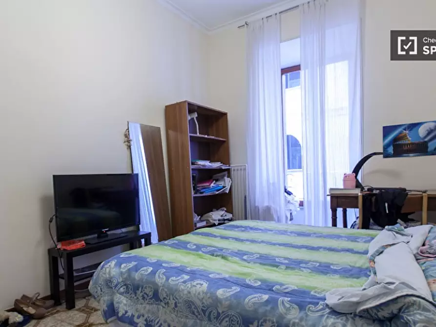 Immagine 17 di Camera condivisa in affitto  in Via Mecenate a Roma