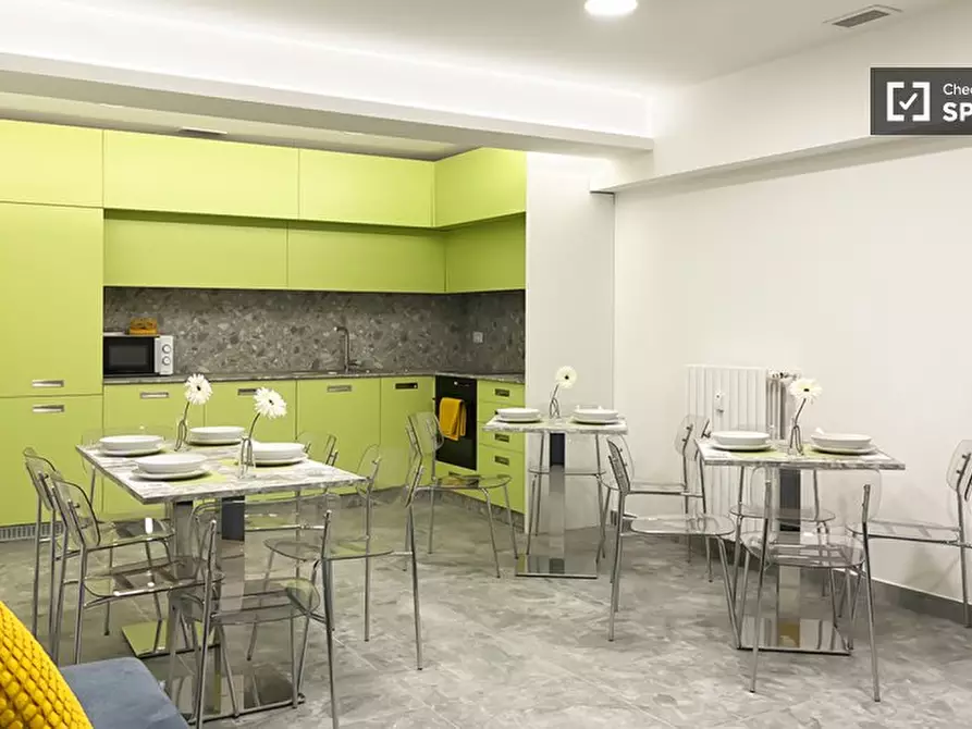 Immagine 5 di Camera condivisa in affitto  in Via Paolo Lomazzo a Milano