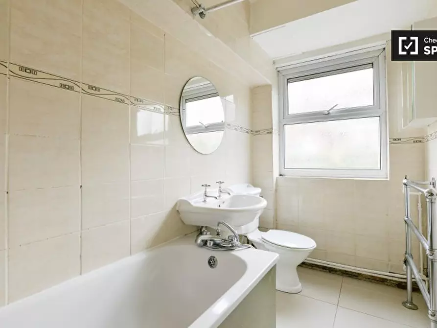 Immagine 8 di Camera condivisa in affitto  in Coligny Court,  Camberwell, London a Camberwell