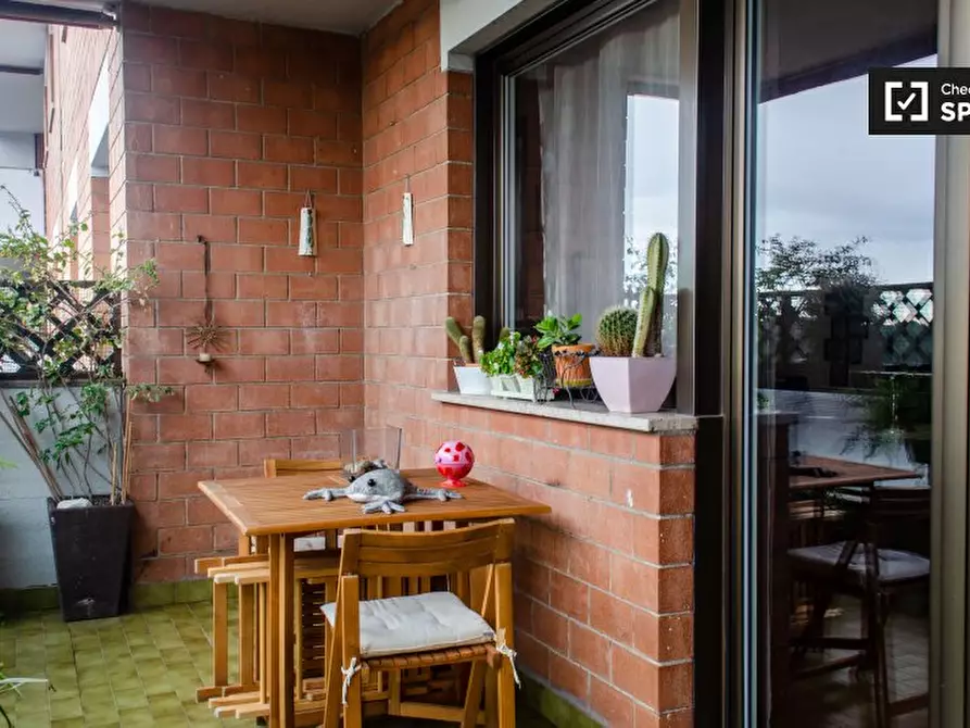 Immagine 12 di Camera condivisa in affitto  in Via Benedetto Croce, 00142 Roma RM, Italy a Roma