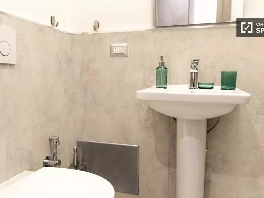 Immagine 14 di Appartamento in affitto  in Via di Gesù e Maria a Roma