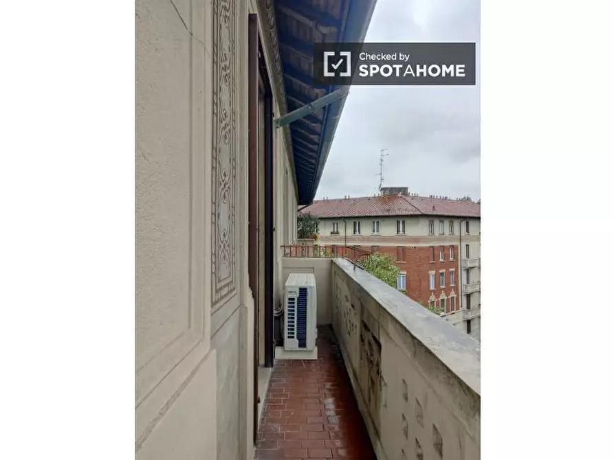 Immagine 5 di Camera condivisa in affitto  in Via Plinio a Milano