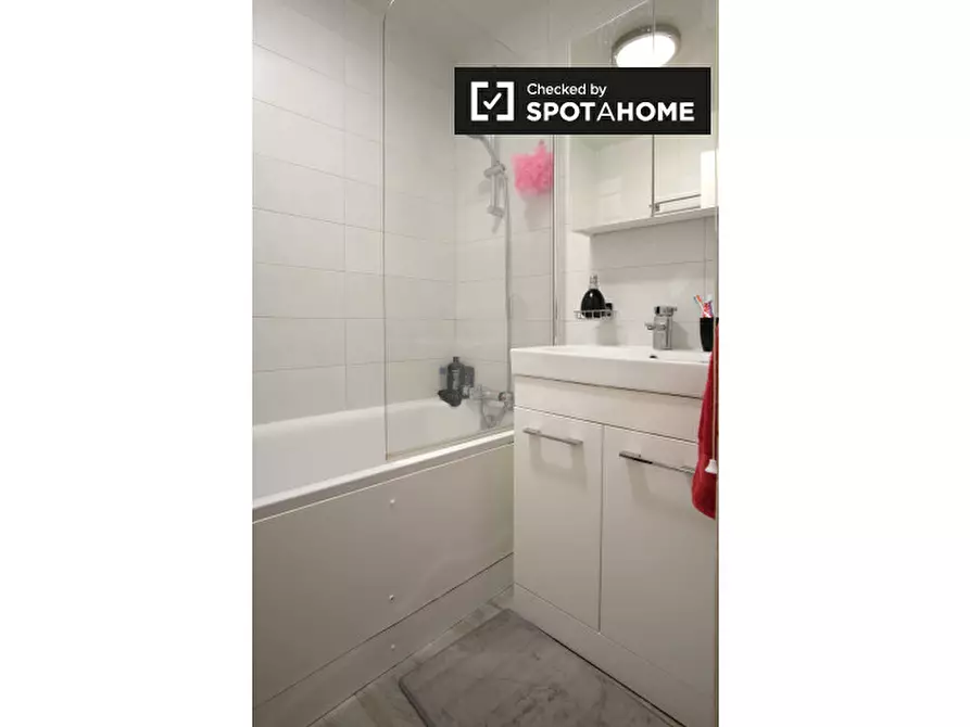 Immagine 13 di Camera condivisa in affitto  in Spey Street a Poplar