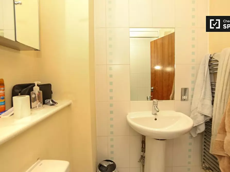 Immagine 9 di Camera condivisa in affitto  in Hastings St a Eltham