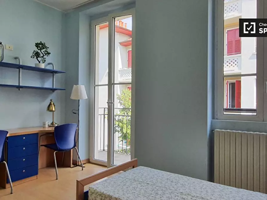 Immagine 4 di Camera condivisa in affitto  in Via Anton Giulio Barrili a Milano