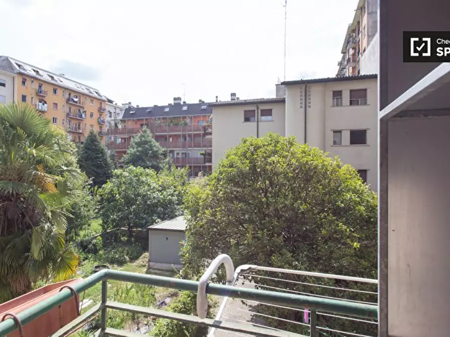 Immagine 12 di Camera condivisa in affitto  in Viale Giovanni da Cermenate a Milano