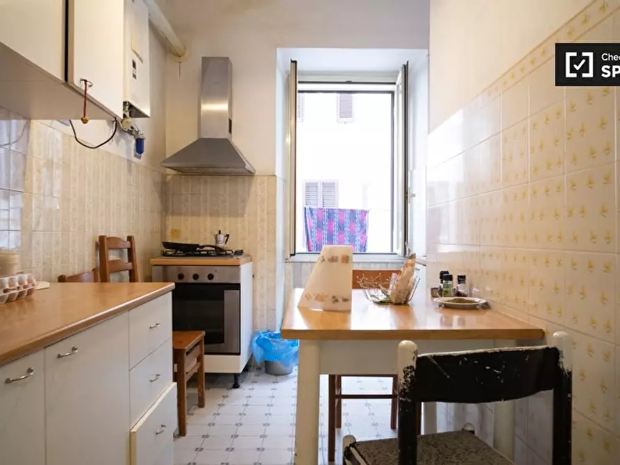 Immagine 13 di Camera condivisa in affitto  in Via degli Equi, 00185 Roma RM, Italy a Roma