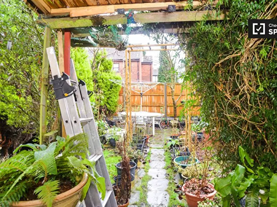 Immagine 5 di Camera condivisa in affitto  in Green Ln a Staines