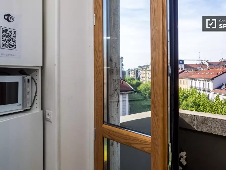 Immagine 10 di Ufficio in affitto  in Via Cuneo a Milano