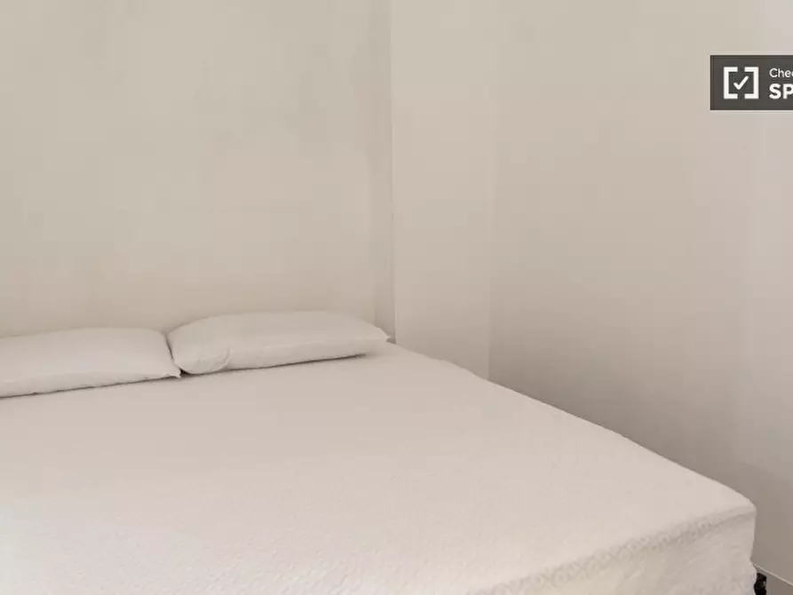 Immagine 2 di Camera condivisa in affitto  in Via dei Radiotelegrafisti a Roma