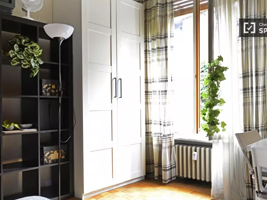 Immagine 3 di Camera condivisa in affitto  in Piazza dell'Assunta a Milano