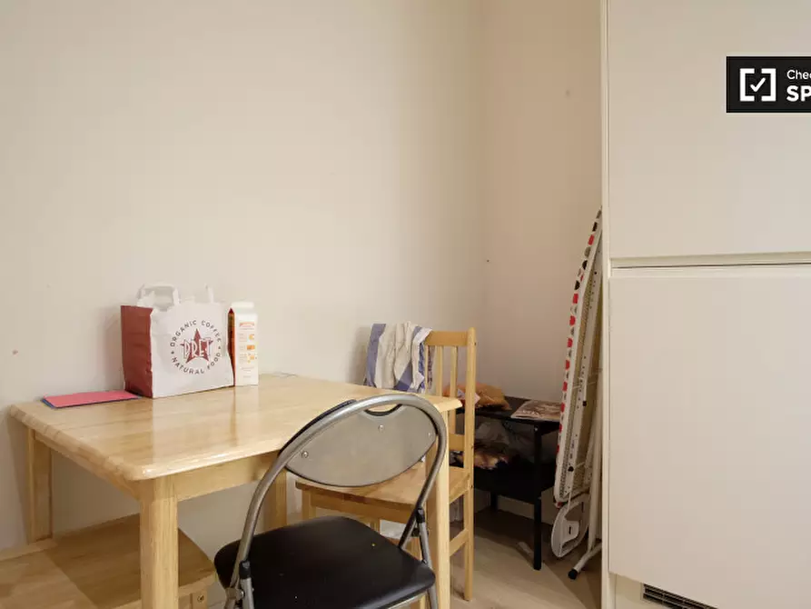 Immagine 6 di Camera condivisa in affitto  in Tachbrook Street a 