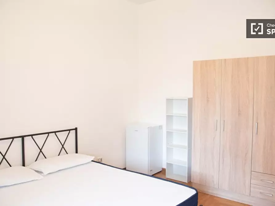 Immagine 1 di Camera condivisa in affitto  in Via Colle Di Mezzo a Roma