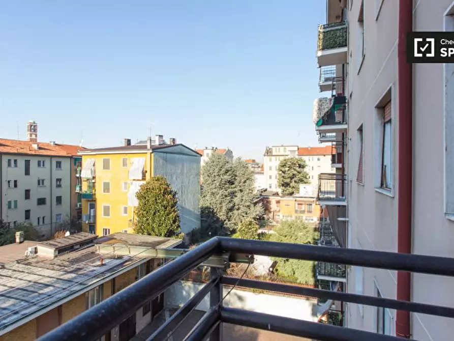 Immagine 12 di Camera condivisa in affitto  in Via Palmi a Milano