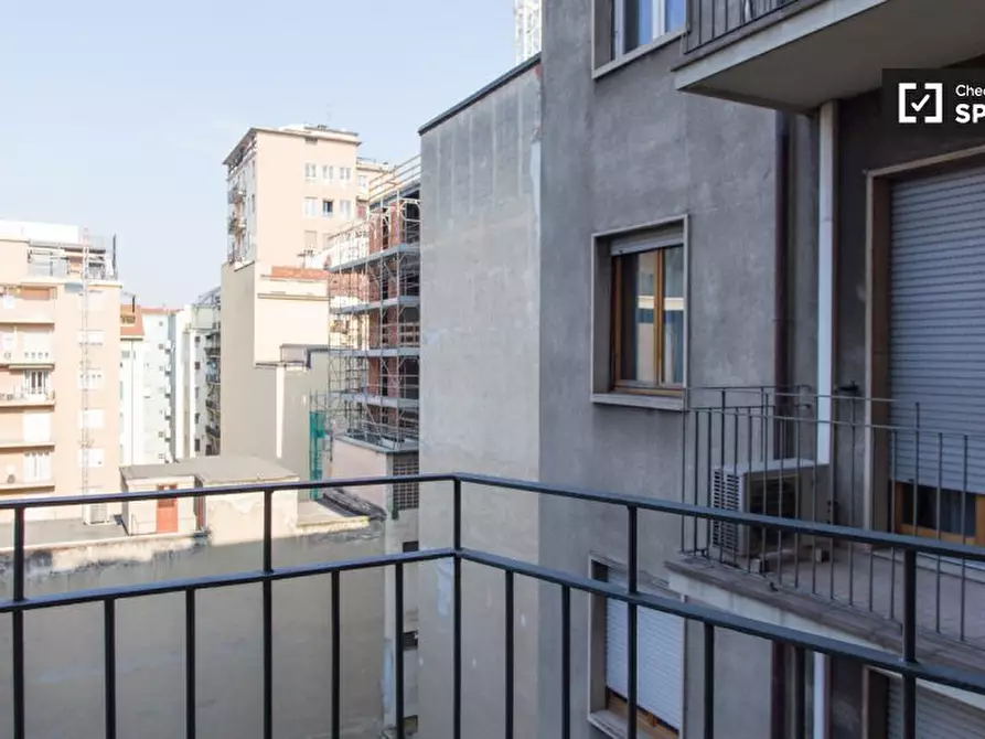 Immagine 8 di Ufficio in affitto  in Via Giovanni Battista Pergolesi a Milano