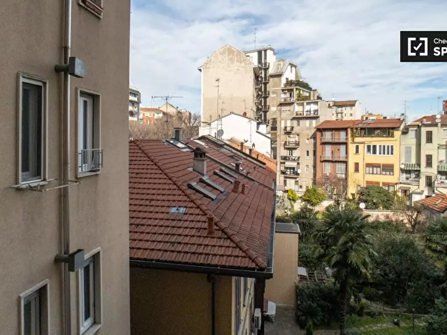 Immagine 11 di Camera condivisa in affitto  in Via Francesco dall'Ongaro a Milano