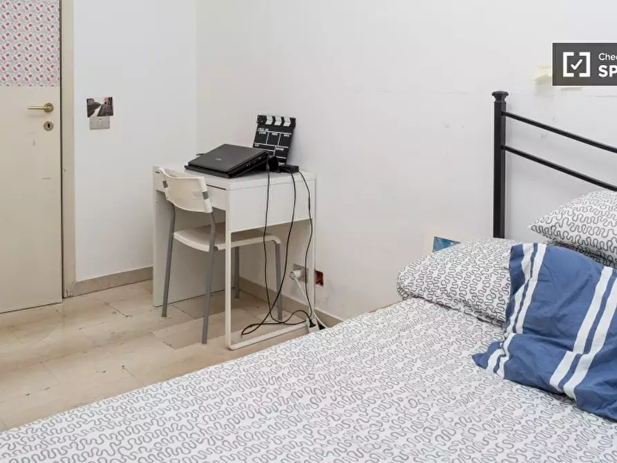 Immagine 5 di Camera condivisa in affitto  in Via Emilio de Marchi a Milano