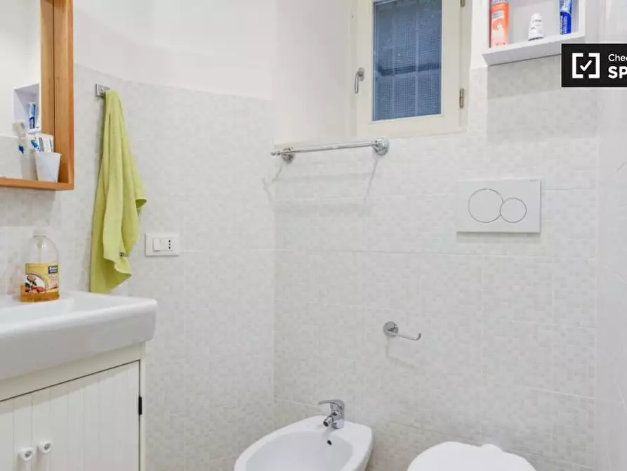 Immagine 11 di Camera condivisa in affitto  in Via Basento a Roma