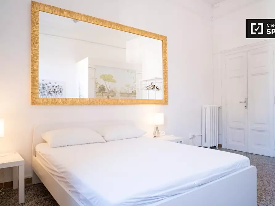 Immagine 2 di Camera condivisa in affitto  in Via Giuseppe Vasi a Roma