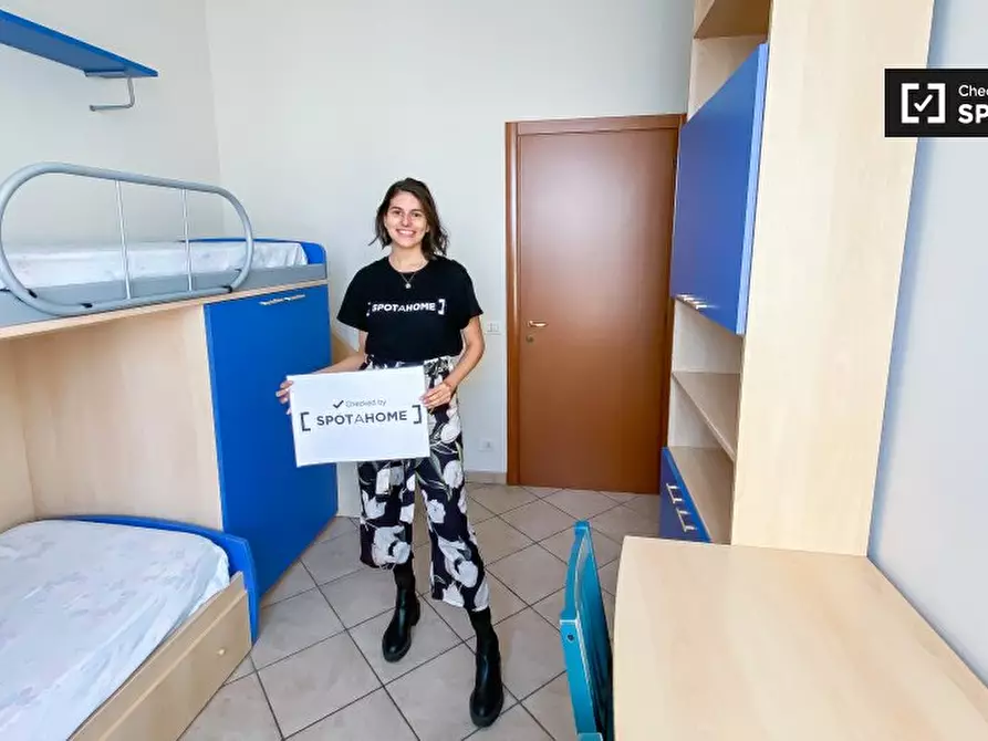 Immagine 13 di Appartamento in affitto  in Via dei Ramni a Roma