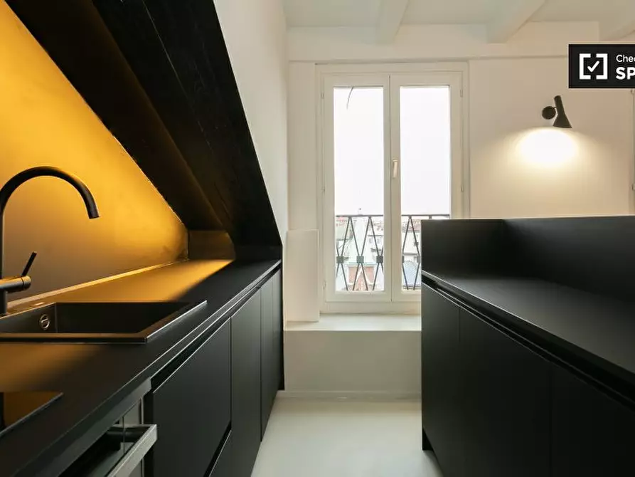 Immagine 16 di Appartamento in affitto  in Piazza S. Camillo de Lellis a Milano