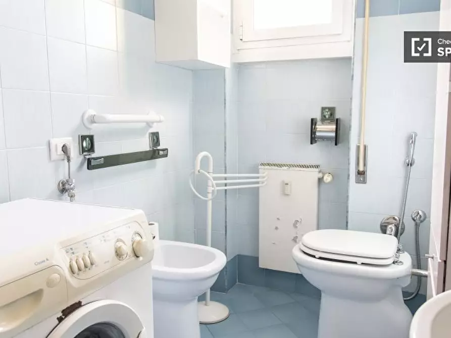 Immagine 8 di Camera condivisa in affitto  in Lungotevere Portuense a Roma