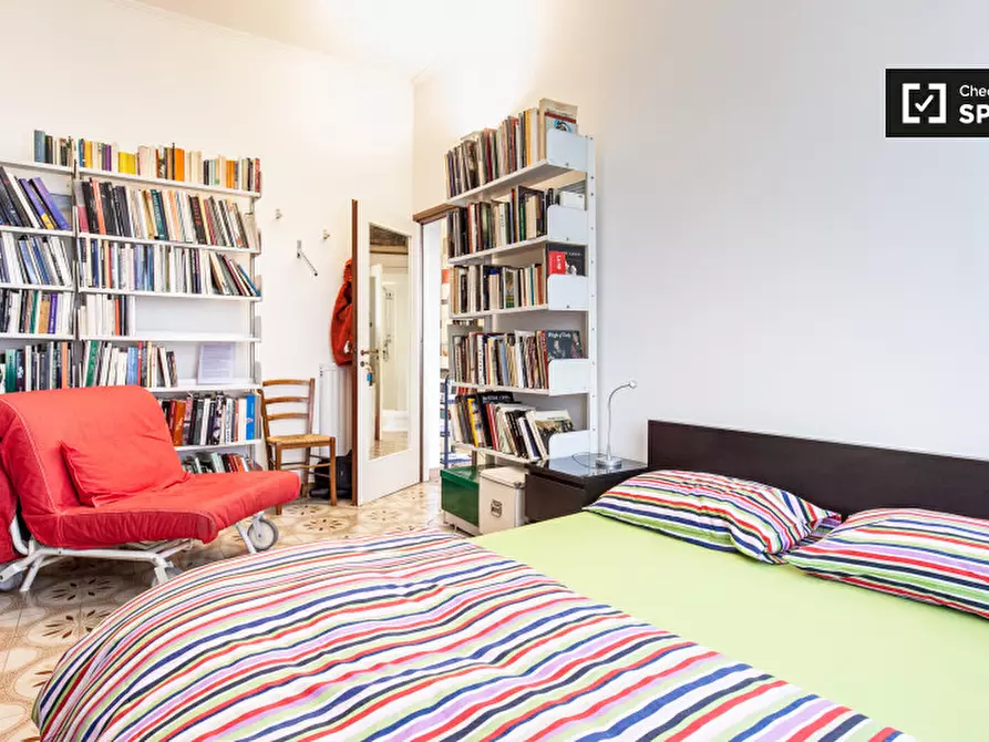 Immagine 2 di Camera condivisa in affitto  in Via Ettore Rolli a Roma