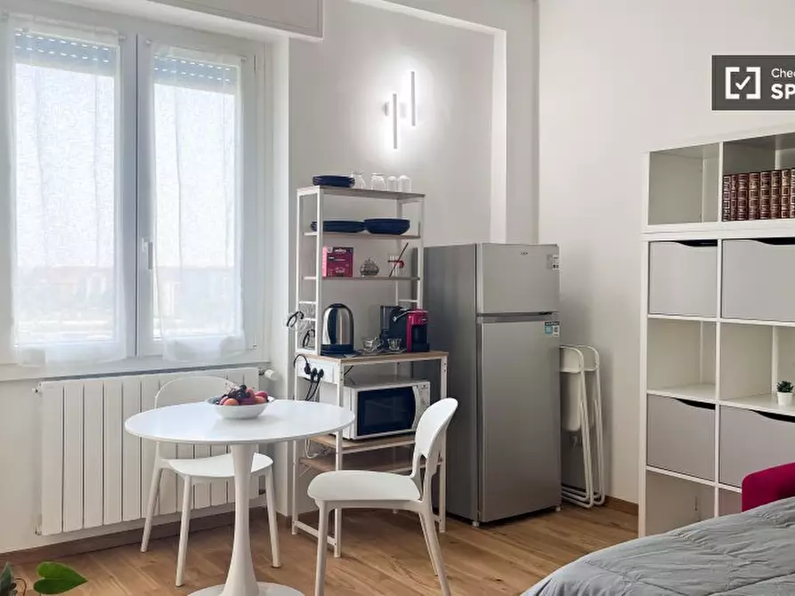 Immagine 7 di Ufficio in affitto  in Via dei Tulipani a Milano