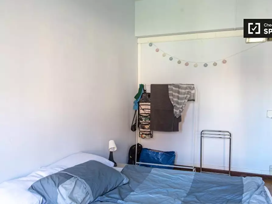 Immagine 8 di Camera condivisa in affitto  in Via Siria a Roma