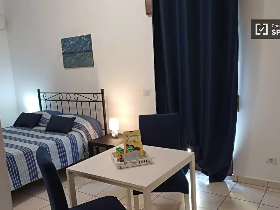 Immagine 15 di Camera condivisa in affitto  in Via Fraconalto a Roma