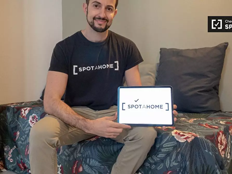 Immagine 12 di Ufficio in affitto  in Piazza Napoli, 20144 Milano MI, Italy a Milano