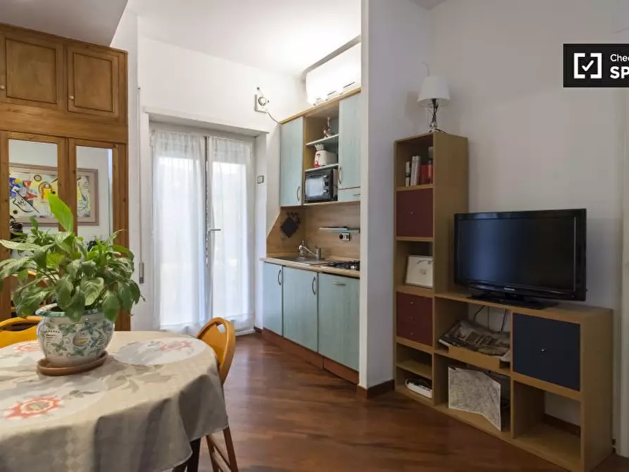 Immagine 3 di Appartamento in affitto  in Via Mattia Battistini, 00167 Roma RM, Italy a Roma