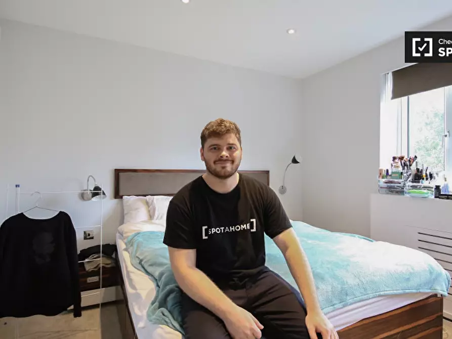 Immagine 5 di Camera condivisa in affitto  in Wiltshire Close a Kensington