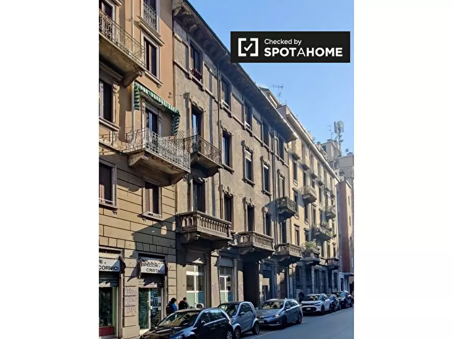 Immagine 15 di Ufficio in affitto  in Via Curtatone a Milano