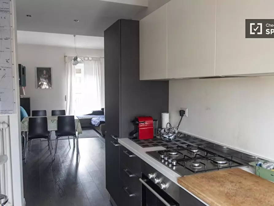 Immagine 14 di Appartamento in affitto  in Via Luchino dal Verme a Roma