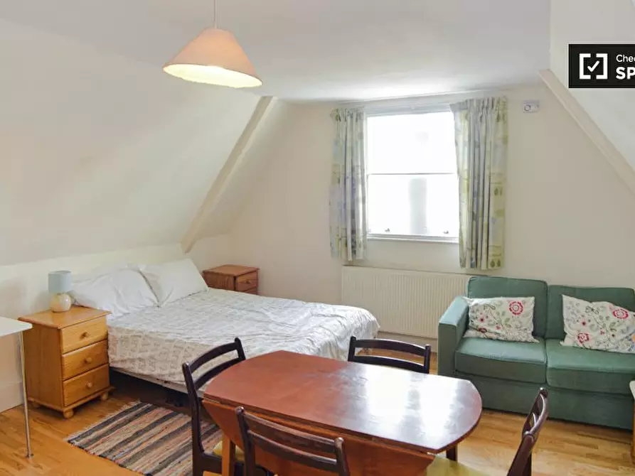 Immagine 13 di Ufficio in affitto  in F2 St Anns Villas a Kensington