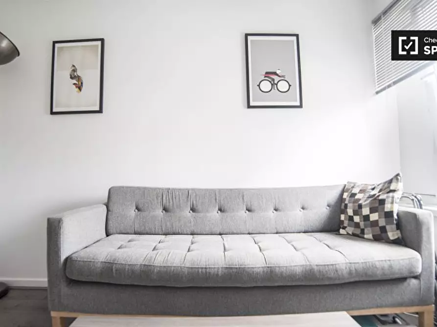 Immagine 8 di Camera condivisa in affitto  in Poplar a Poplar