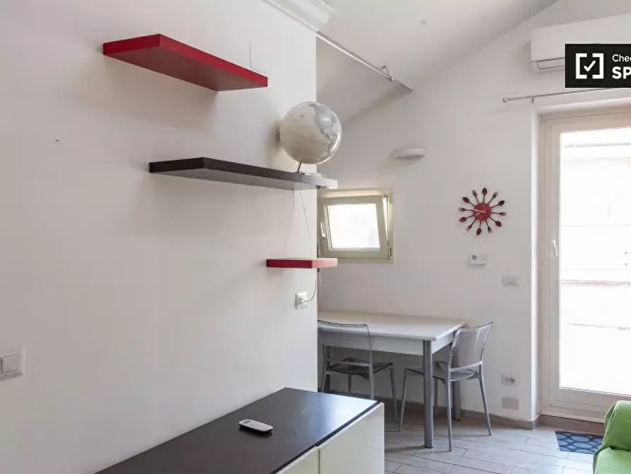 Immagine 14 di Appartamento in affitto  in Via Novacella a Roma