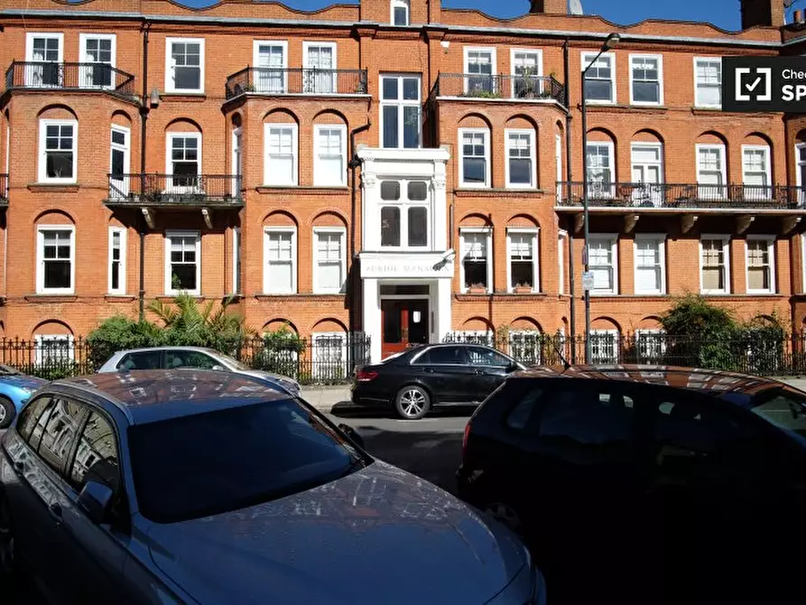 Immagine 9 di Camera condivisa in affitto  in Edith Road a Hammersmith