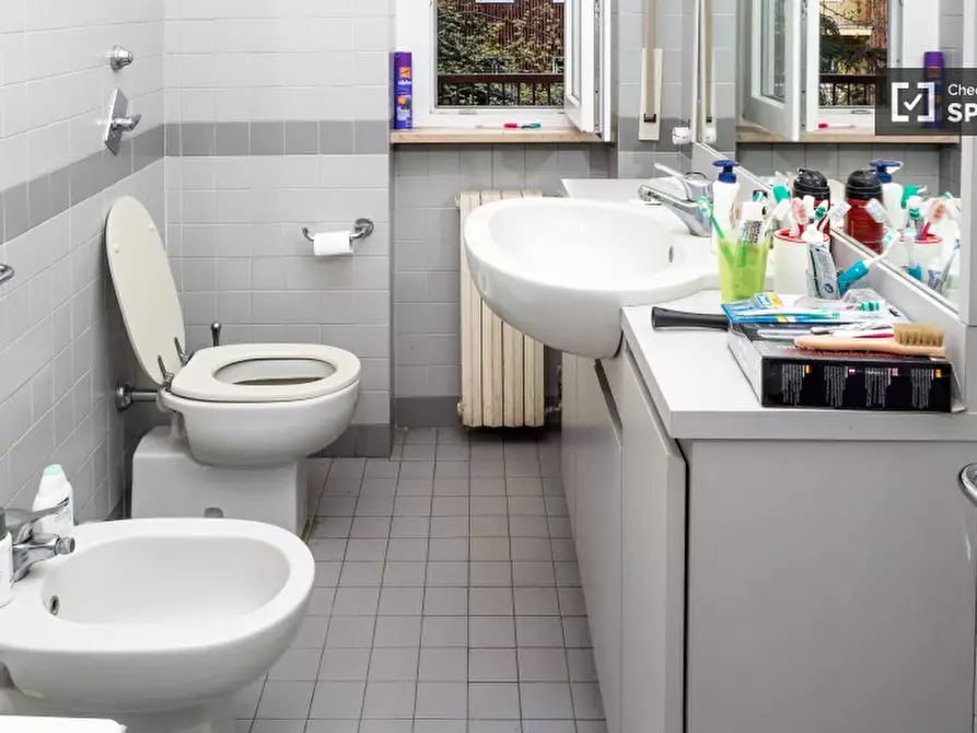 Immagine 17 di Camera condivisa in affitto  in Via Emilio de Marchi a Milano