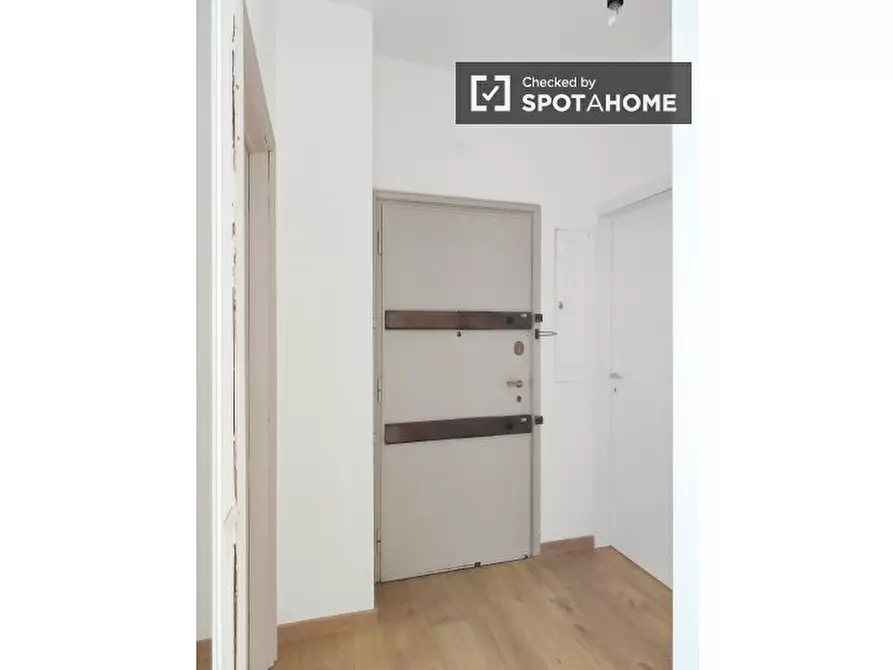 Immagine 16 di Camera condivisa in affitto  in Via Donatello a Milano