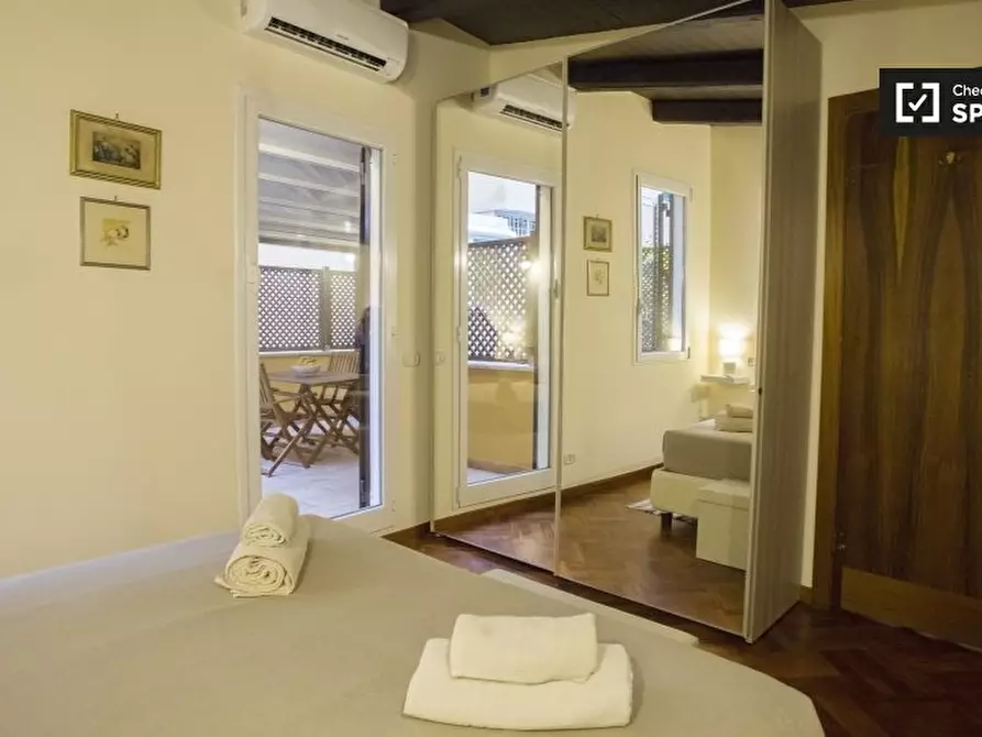 Immagine 14 di Appartamento in affitto  in Via Capo d'Africa, 00184 Roma RM, Italy a Roma