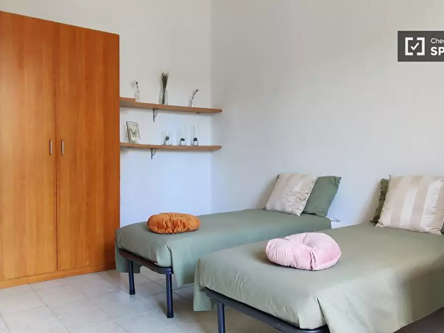 Immagine 7 di Ufficio in affitto  in Viale Famagosta a Milano