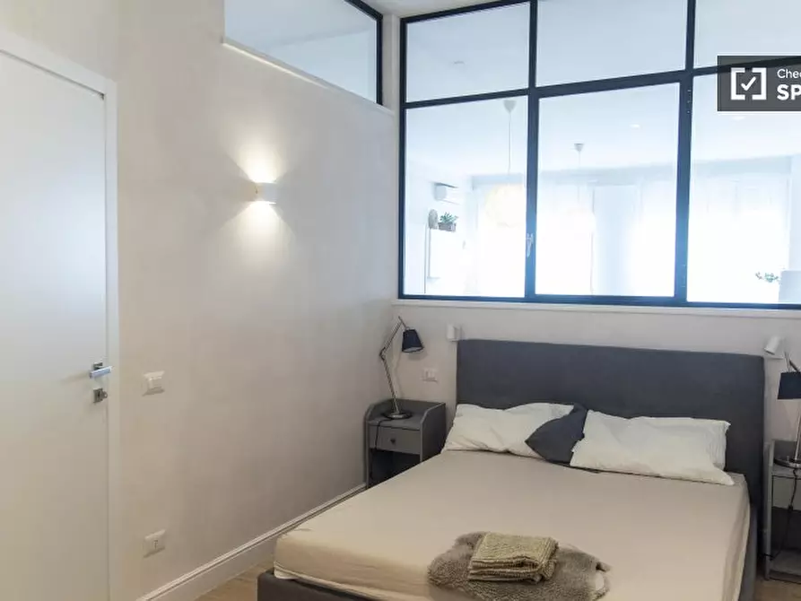 Immagine 10 di Ufficio in affitto  in Via Tuscolana a Roma