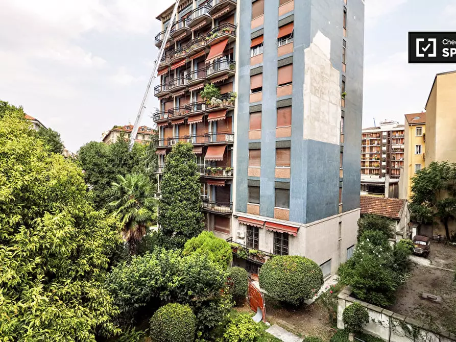 Immagine 4 di Camera condivisa in affitto  in Viale Bligny a Milano