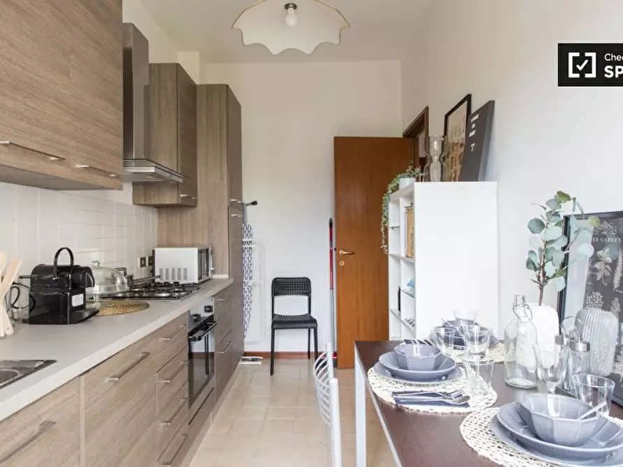 Immagine 10 di Camera condivisa in affitto  in Via Toce a Milano