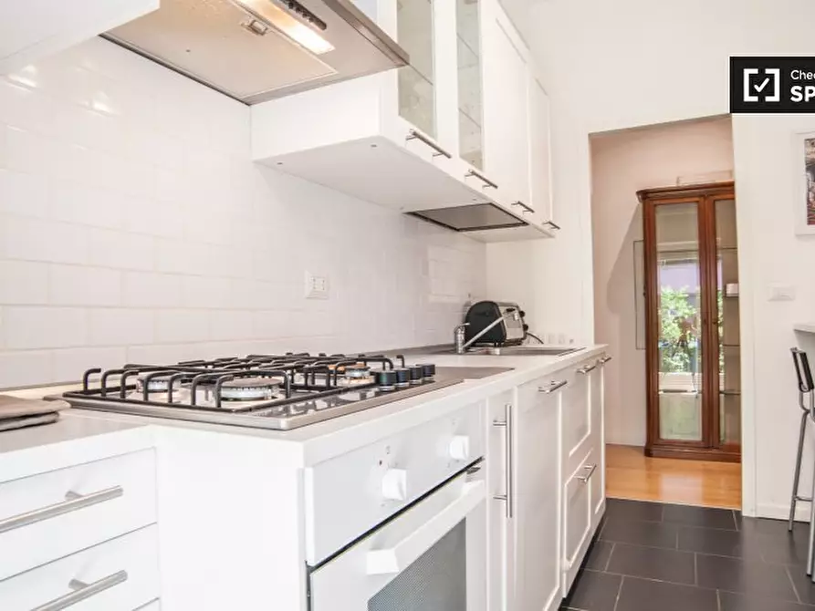 Immagine 5 di Appartamento in affitto  in Via degli Orti di Trastevere, 00153 Roma RM, Italy a Roma