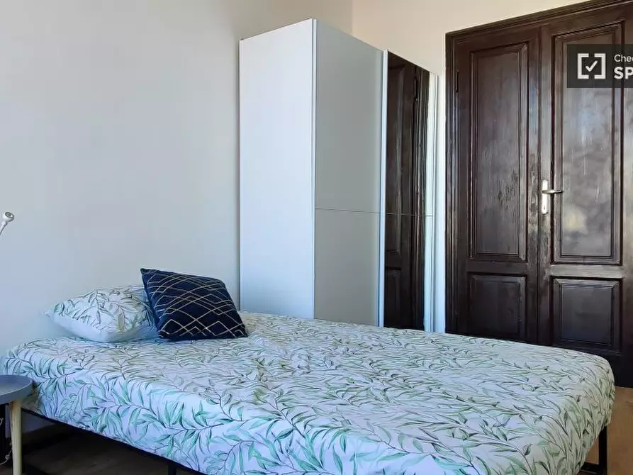 Immagine 2 di Camera condivisa in affitto  in Viale Campania a Milano